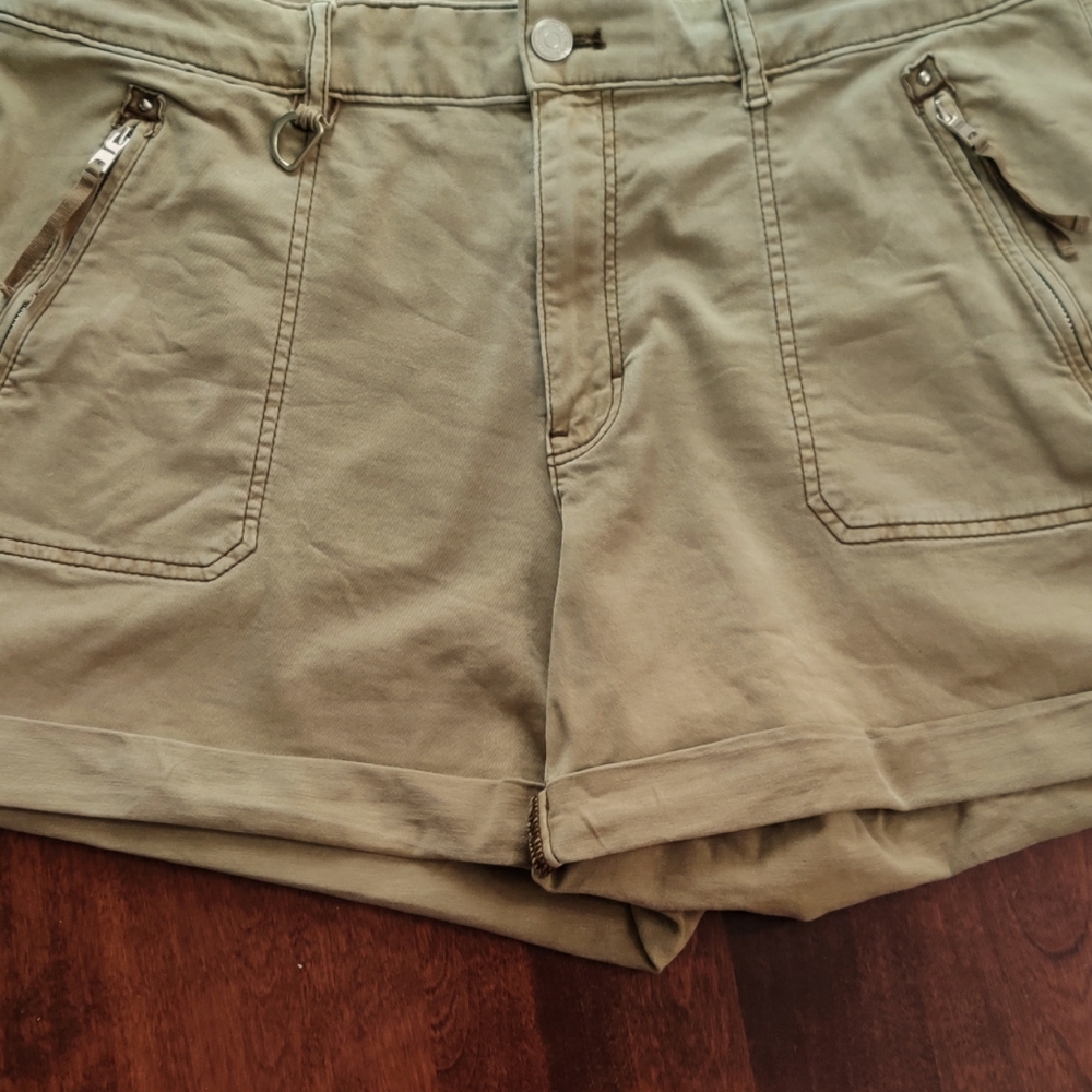 White House Black Market WHBM Pret-a-play Shorts 14 Smoky Topaz